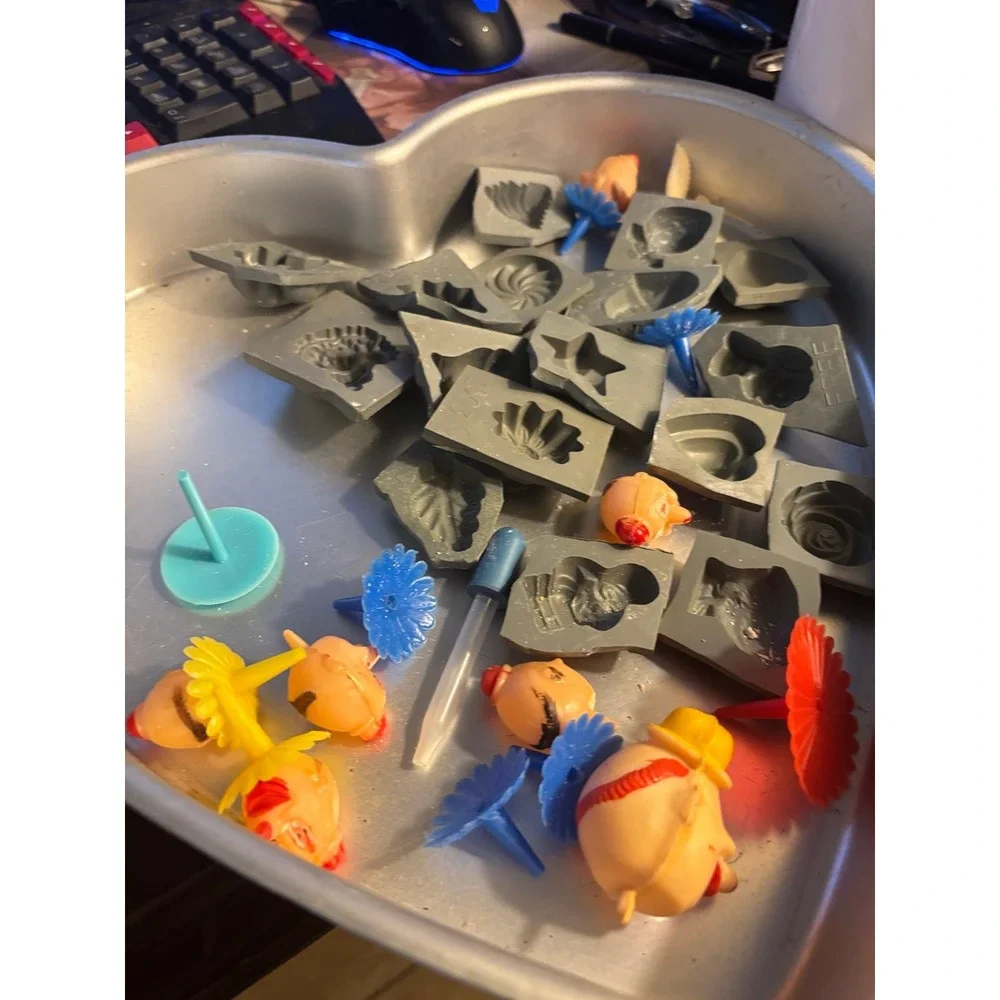 Lot Of Many Holiday Rubber Candy Molds Voorhees Shapes Chocolate Misc Vintage